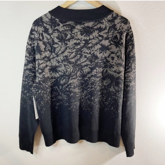 Athleta Textured Jacquard Merino Wool Sweater Size Medium Black Grey 632069 EUC - Picture 6 of 10